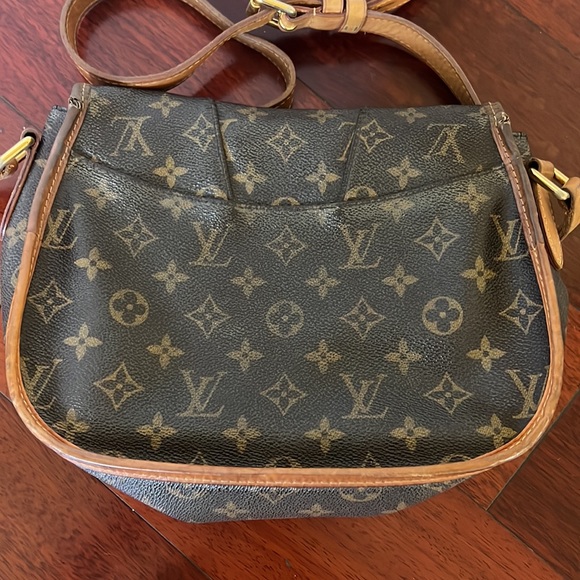Authentic Louis Vuitton crossbody Bag! - Picture 6 of 6